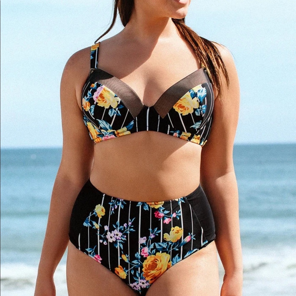 Cupshe Floral Underwire Bikini Top
